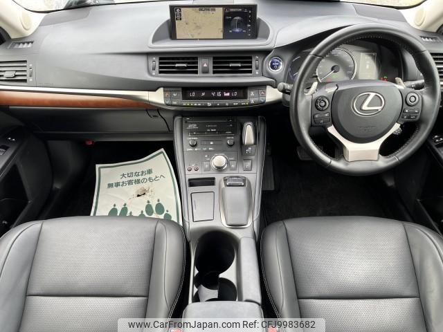 lexus ct 2018 quick_quick_DAA-ZWA10_ZWA10-2335036 image 2