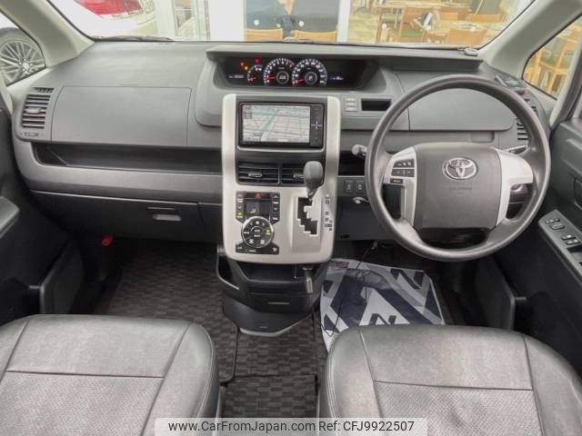 toyota voxy 2011 -TOYOTA--Voxy DBA-ZRR70G--ZRR70-0407292---TOYOTA--Voxy DBA-ZRR70G--ZRR70-0407292- image 2