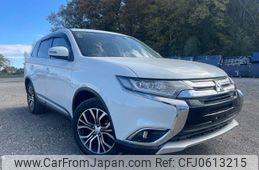 mitsubishi outlander 2018 REALMOTOR_N5025010012F-10