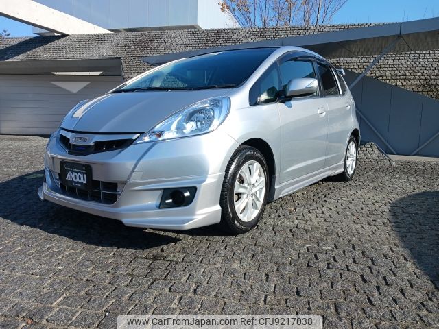 honda fit 2011 -HONDA--Fit DAA-GP1--GP1-1076124---HONDA--Fit DAA-GP1--GP1-1076124- image 1