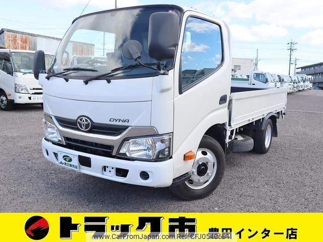 toyota dyna-truck 2017 GOO_NET_EXCHANGE_0207851A30241125W006 image 1