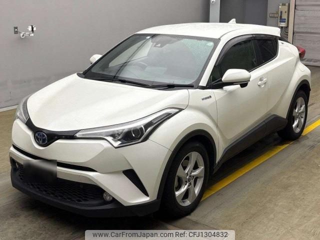 toyota c-hr 2017 quick_quick_DAA-ZYX10_ZYX10-2027167 image 1