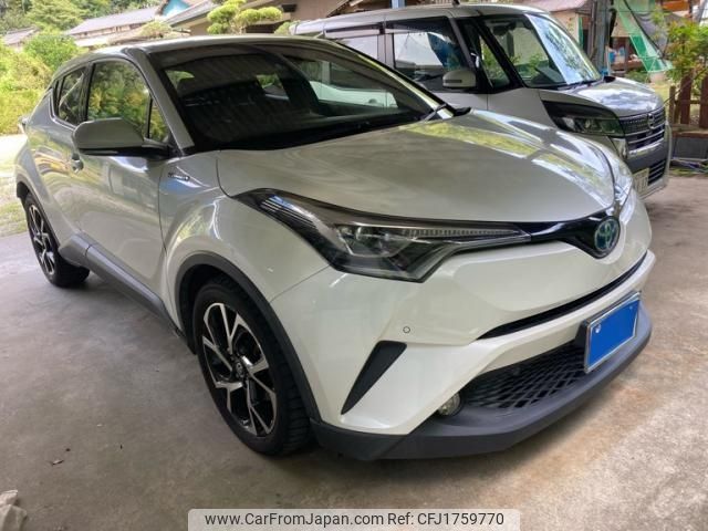 toyota c-hr 2017 CFJ1759770 image 1