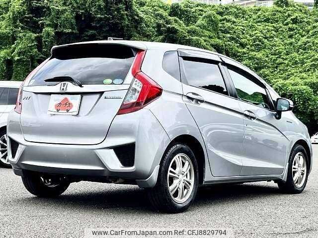 honda fit-hybrid 2014 504928-911316 image 2