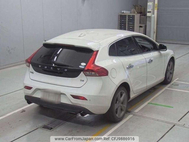 volvo v40 2015 -VOLVO--Volvo V40 MB4164T-YV1MV485BE2155890---VOLVO--Volvo V40 MB4164T-YV1MV485BE2155890- image 2