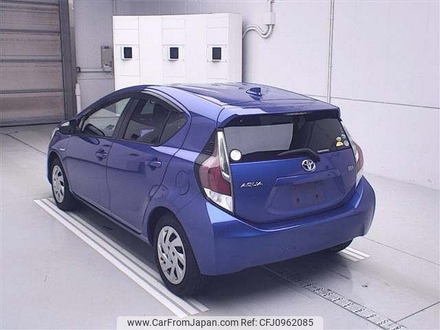 toyota aqua 2015 -TOYOTA--AQUA NHP10-6371953---TOYOTA--AQUA NHP10-6371953- image 2