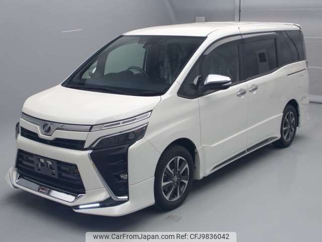 toyota voxy 2019 -TOYOTA--Voxy DBA-ZRR80W--ZRR80-0487143---TOYOTA--Voxy DBA-ZRR80W--ZRR80-0487143- image 1