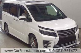 toyota voxy 2014 CFJ1761472