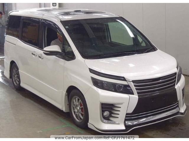 toyota voxy 2014 CFJ1761472 image 1