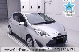 toyota aqua 2017 CFJ1536471