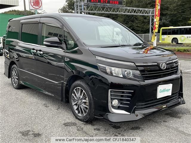 toyota voxy 2015 CFJ1840347 image 1