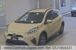 toyota aqua 2018 CFJ1866031
