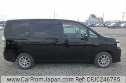 toyota voxy 2010 NIKYO_FK30127