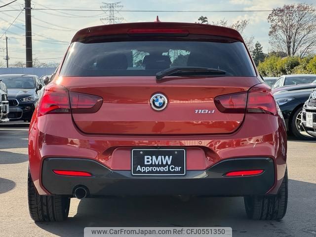 bmw 1-series 2018 quick_quick_1S20_WBA1S52070V847302 image 2