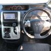 toyota voxy 2011 -TOYOTA 【広島 301ﾕ5322】--Voxy DBA-ZRR70W--ZRR70-0438016---TOYOTA 【広島 301ﾕ5322】--Voxy DBA-ZRR70W--ZRR70-0438016- image 7