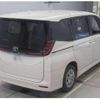 toyota noah 2023 CFJ1709181 image 2