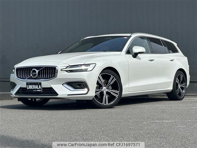 volvo v60 2022 CFJ1697571 image 1