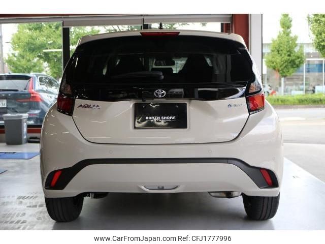 toyota aqua 2025 CFJ1777996 image 2