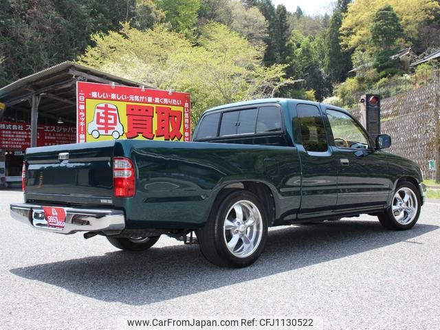 toyota hilux-sports-pick-up 2002 GOO_NET_EXCHANGE_1000564A30250419W001 image 2