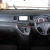 toyota isis 2008 T10675 image 7