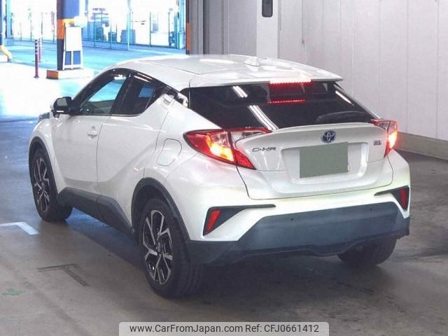 toyota c-hr 2017 quick_quick_DAA-ZYX10_ZYX10-2086225 image 2