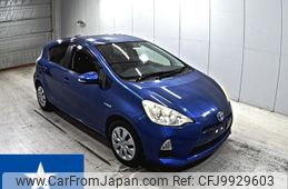 toyota aqua 2013 -TOYOTA--AQUA NHP10--NHP10-2238584---TOYOTA--AQUA NHP10--NHP10-2238584-