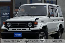 専用 TOYOTA LAND CRUISER 70 ZX | 1998 | BLACK | 286000 km