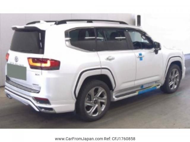 toyota land-cruiser 2024 CFJ1760858 image 2