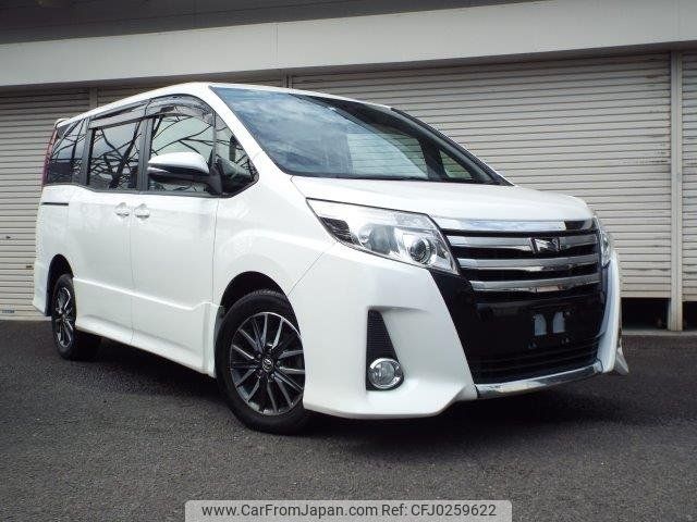 toyota noah 2014 -TOYOTA--Noah ZRR85W--0005089---TOYOTA--Noah ZRR85W--0005089- image 1