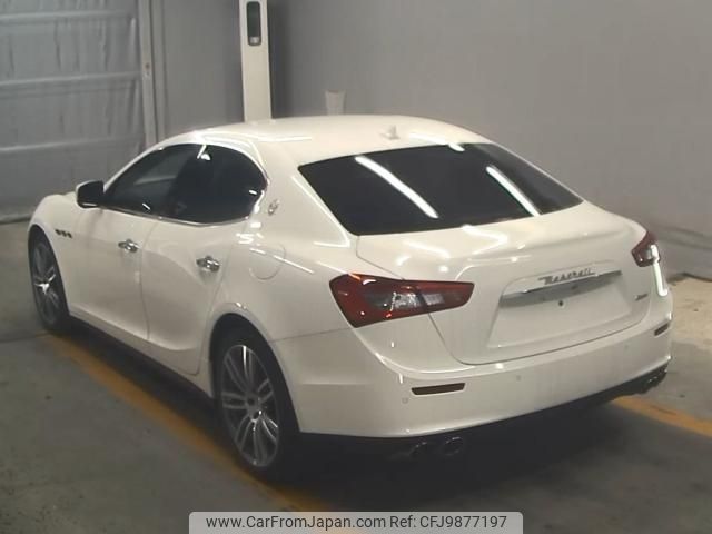 maserati ghibli 2015 -MASERATI--Maserati Ghibli ZAMSS570001156078---MASERATI--Maserati Ghibli ZAMSS570001156078- image 2