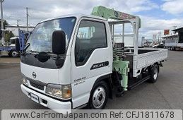 nissan atlas 2003 CFJ1811678