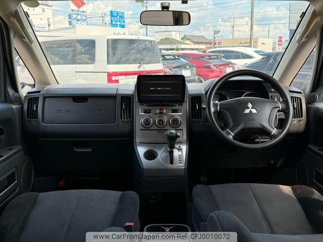 mitsubishi delica-d5 2009 quick_quick_CV5W_CV5W-0309839 image 2