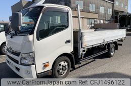 hino dutro 2013 CFJ1496122