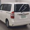 toyota noah 2012 TE3590 image 1