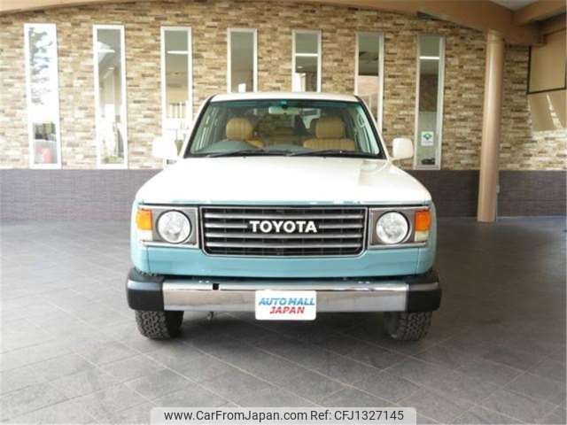 toyota land-cruiser-wagon 2005 -TOYOTA--Land Cruiser Wagon GH-UZJ100W--UZJ100-0153797---TOYOTA--Land Cruiser Wagon GH-UZJ100W--UZJ100-0153797- image 2