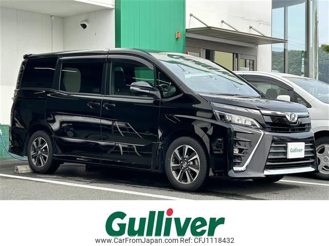 toyota voxy 2018 -TOYOTA--Voxy DBA-ZRR80W--ZRR80-0424561---TOYOTA--Voxy DBA-ZRR80W--ZRR80-0424561- image 1