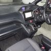 toyota voxy 2018 quick_quick_DBA-ZRR80G_0467842 image 4