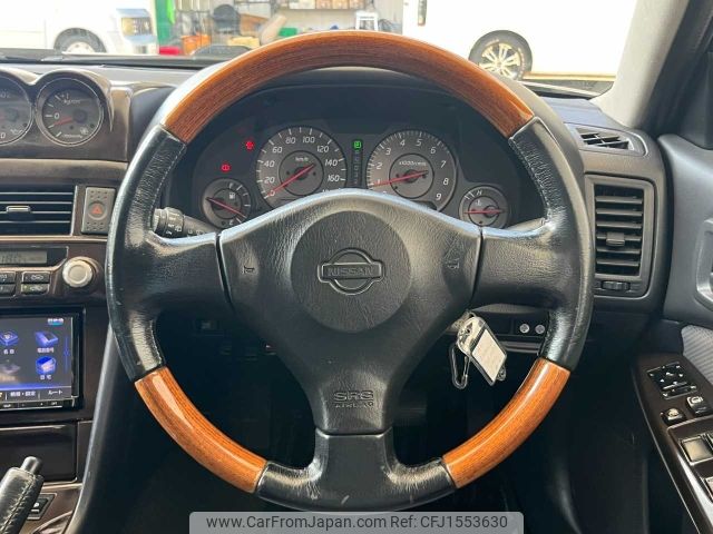 nissan skyline 1999 CFJ1553630 image 2
