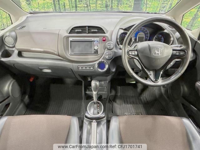 honda fit-shuttle-hybrid 2012 CFJ1701741 image 2
