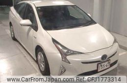 toyota prius 2017 CFJ1773314
