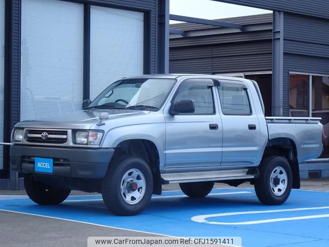 toyota hilux 2004 CFJ1591411 image 1