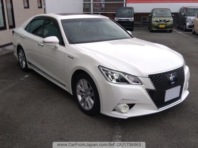 toyota crown 2015 CFJ1736963 image 2