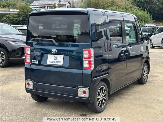 toyota pixis-mega 2021 CFJ1873145 image 2