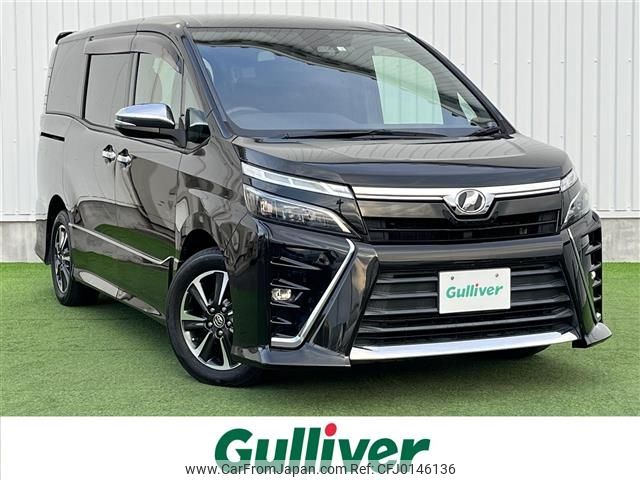 toyota voxy 2018 -TOYOTA--Voxy DBA-ZRR80W--ZRR80-0403062---TOYOTA--Voxy DBA-ZRR80W--ZRR80-0403062- image 1