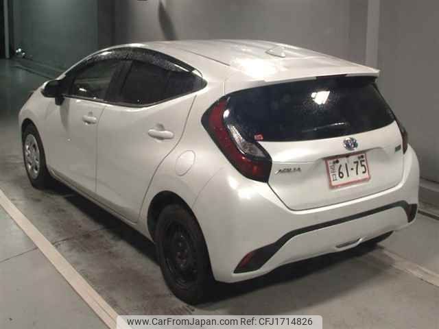 toyota aqua 2022 CFJ1714826 image 2