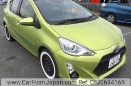 toyota aqua 2015 -TOYOTA 【名変中 】--AQUA NHP10--2422842---TOYOTA 【名変中 】--AQUA NHP10--2422842-