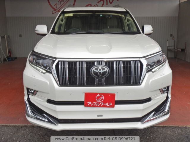 toyota land-cruiser-prado 2020 24410404 image 2