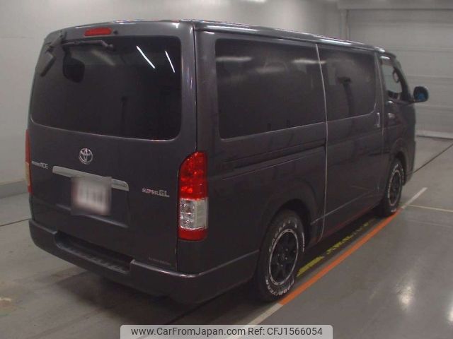 toyota regiusace-van 2011 CFJ1566054 image 2