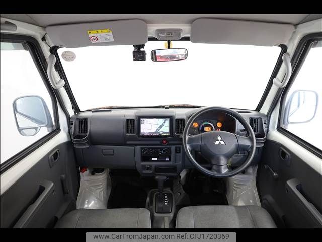mitsubishi minicab-miev 2013 CFJ1720369 image 2