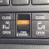 toyota voxy 2018 quick_quick_ZRR80W_ZRR80-0389103 image 3